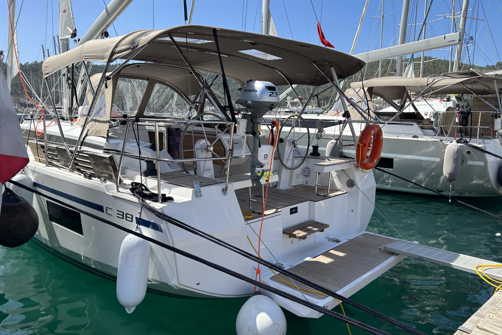 Yacht Gallery